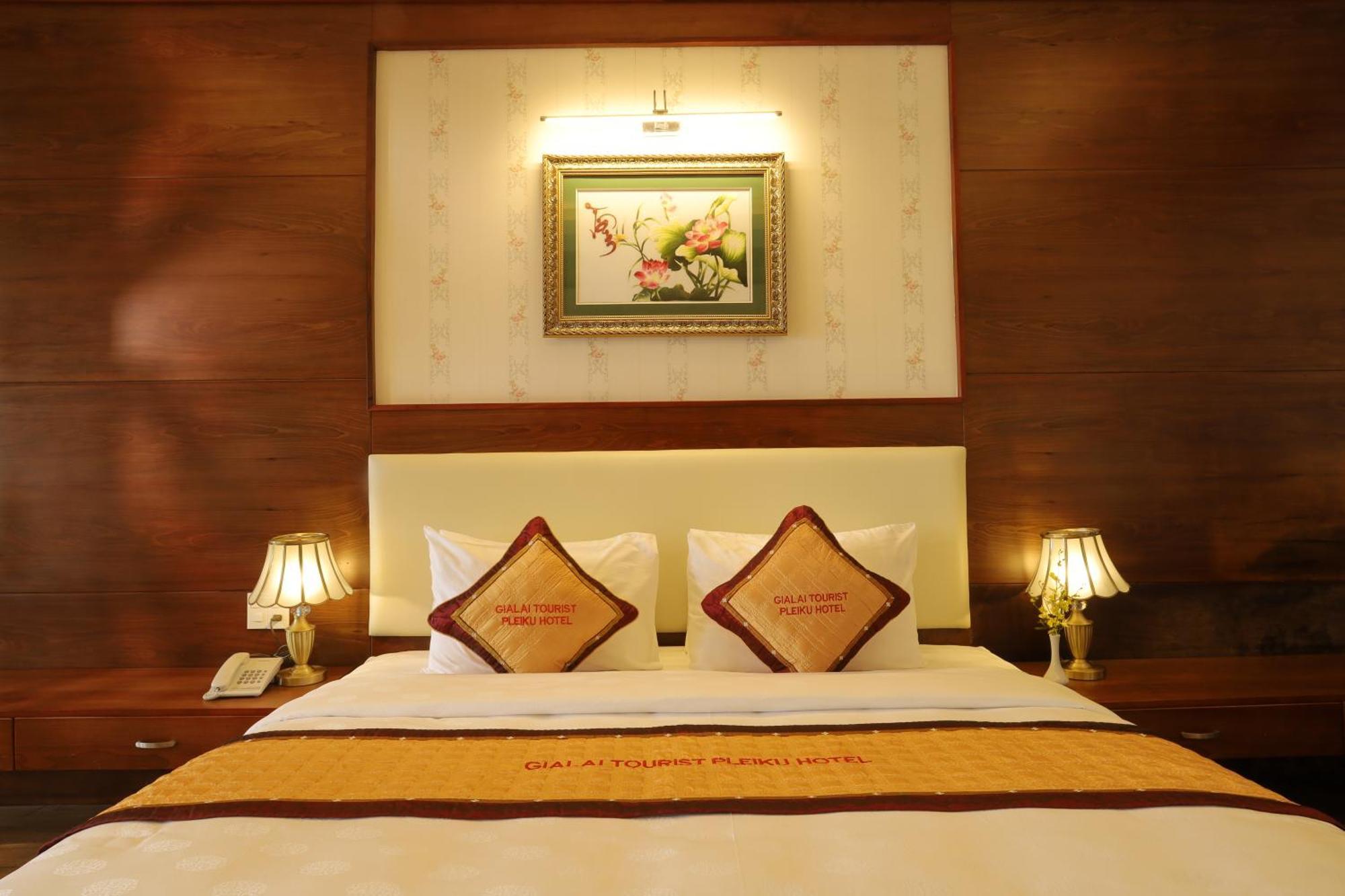 Pleiku Hotel By Gia Lai Tourist エクステリア 写真