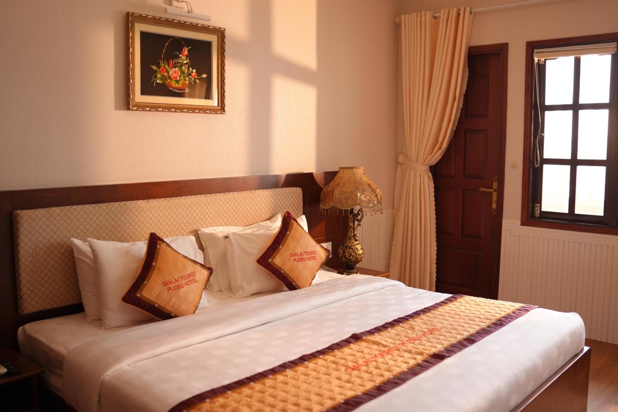 Pleiku Hotel By Gia Lai Tourist エクステリア 写真