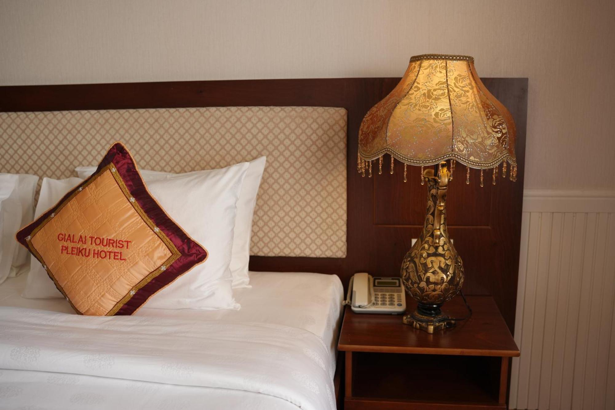 Pleiku Hotel By Gia Lai Tourist エクステリア 写真