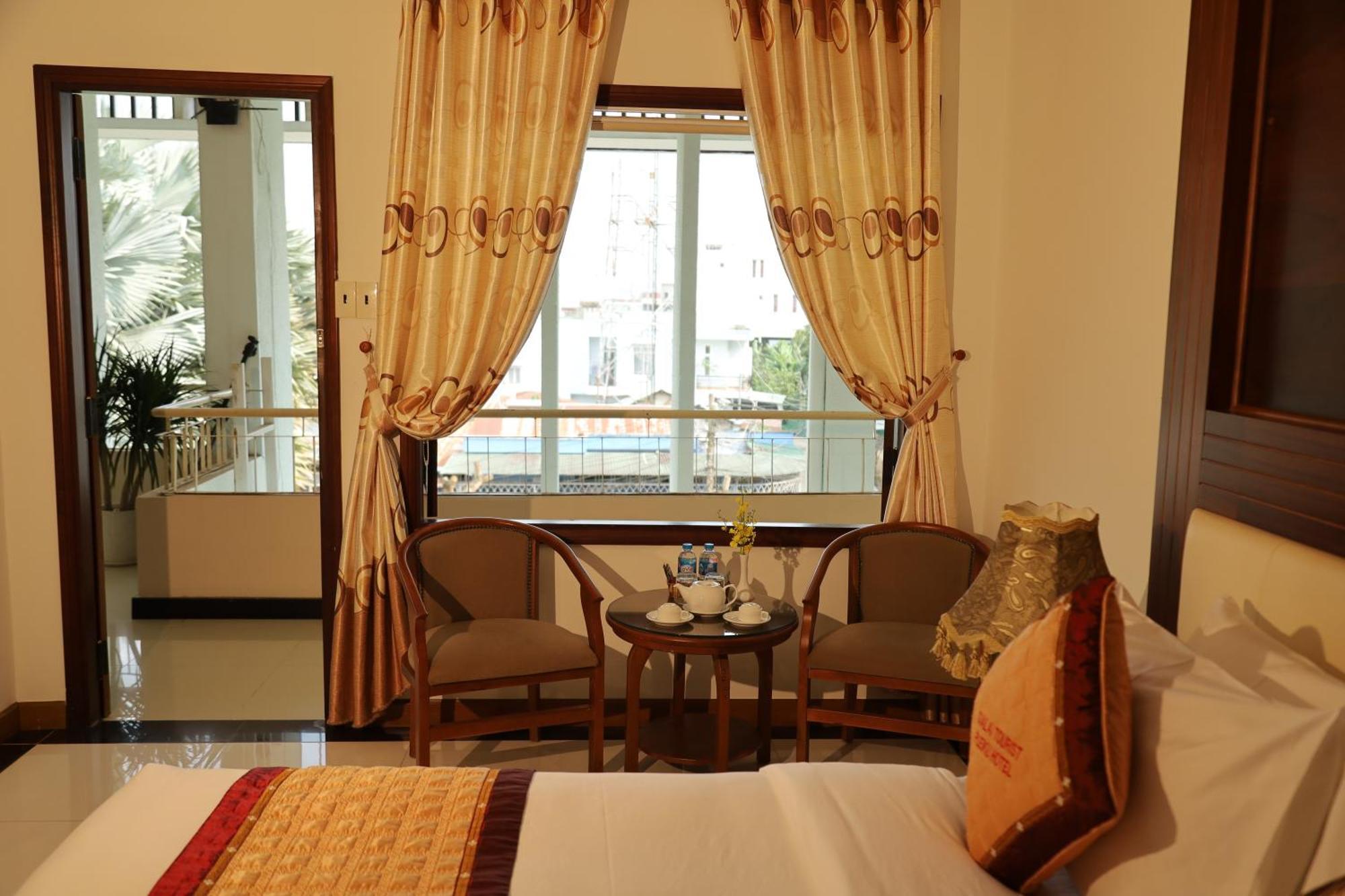 Pleiku Hotel By Gia Lai Tourist エクステリア 写真