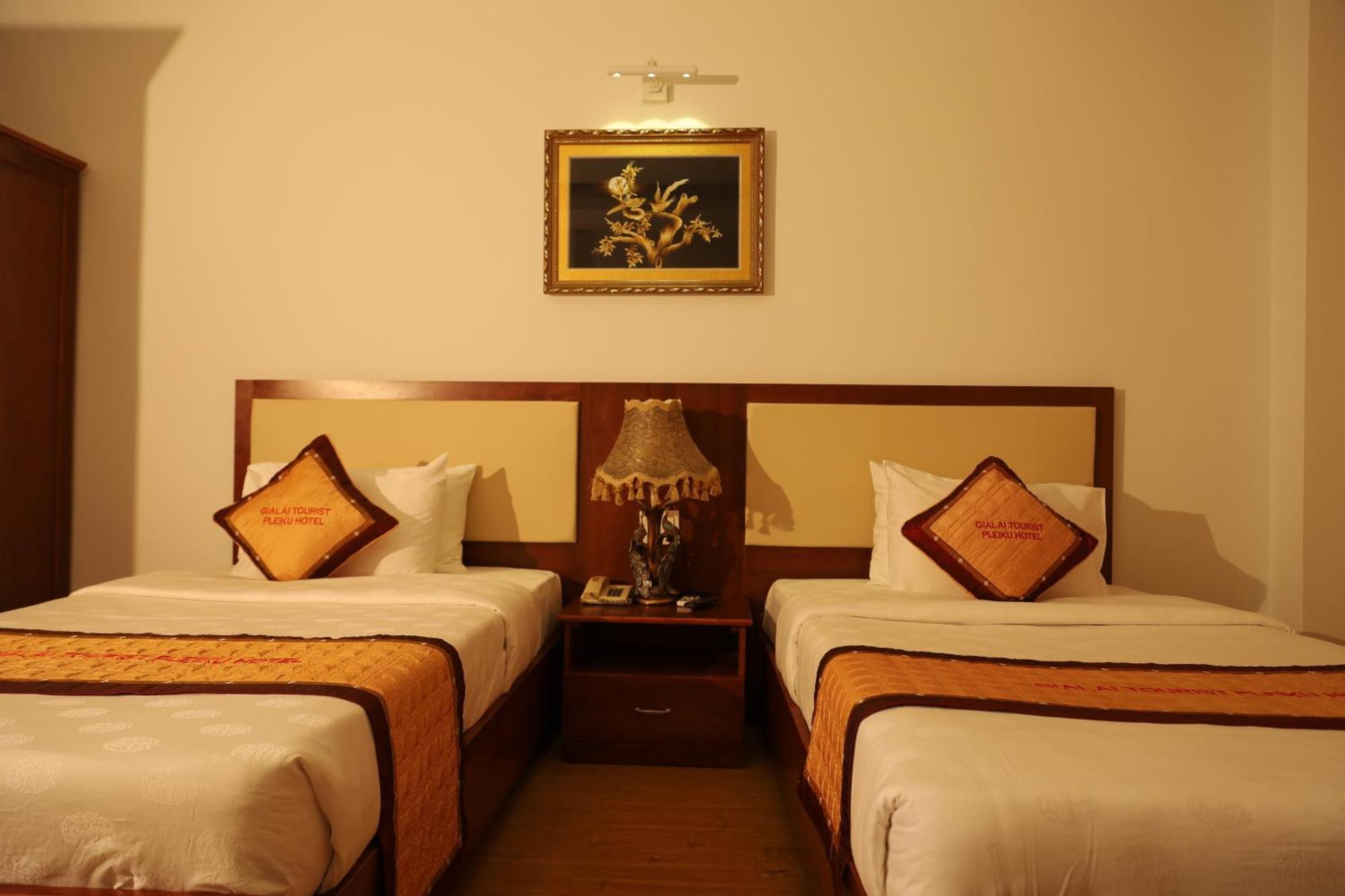 Pleiku Hotel By Gia Lai Tourist エクステリア 写真