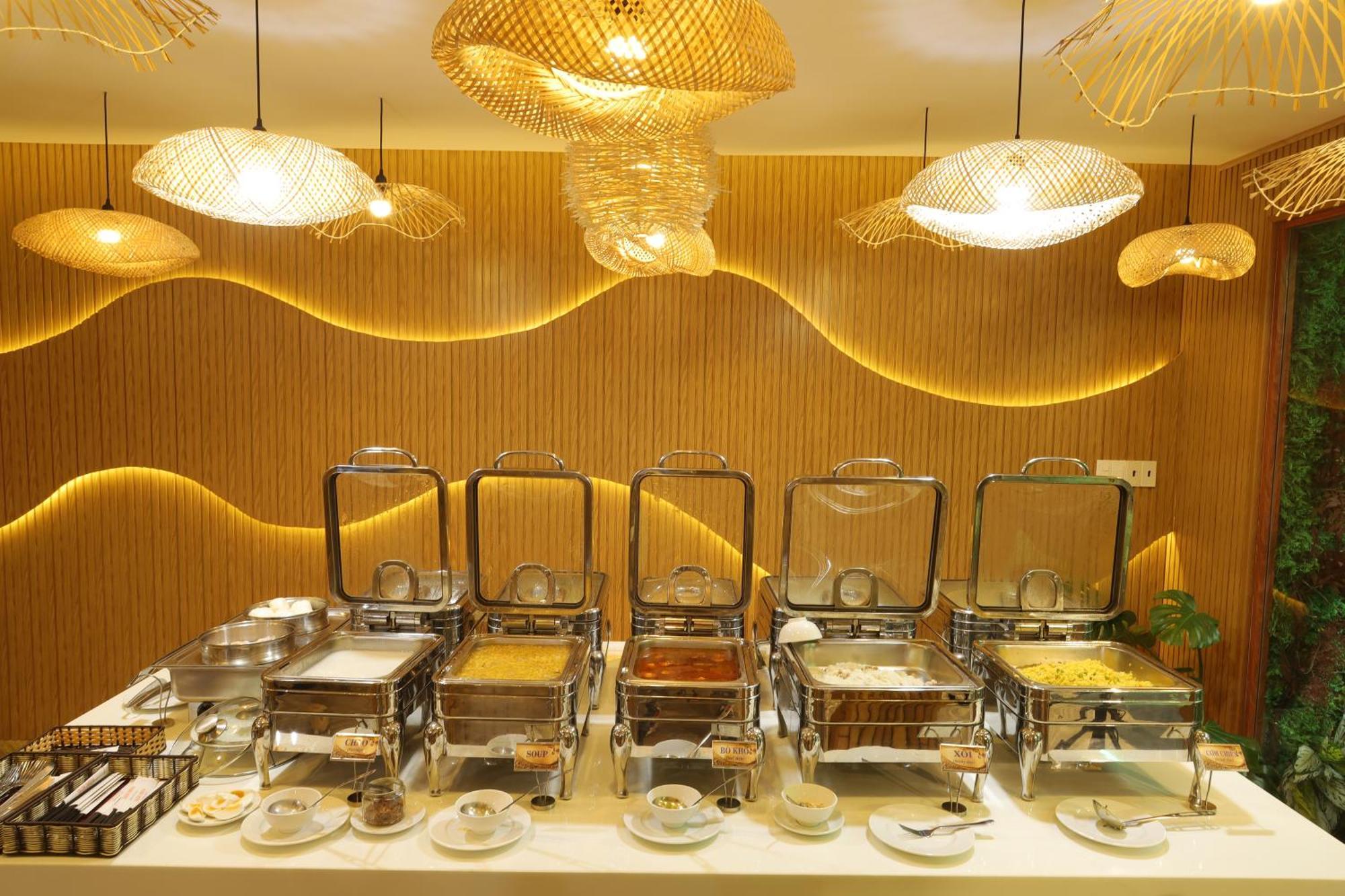 Pleiku Hotel By Gia Lai Tourist エクステリア 写真